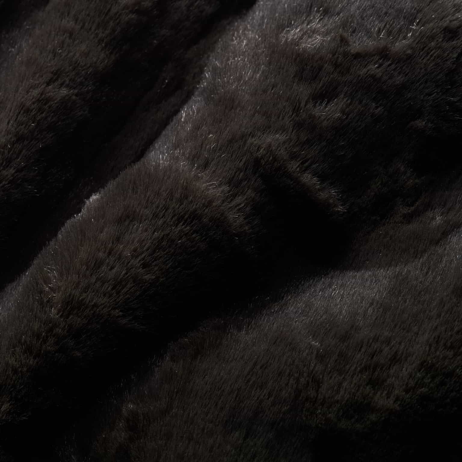 Nike Sportswear Futura 365 Faux Fur Crossbody Bag (1L) 9