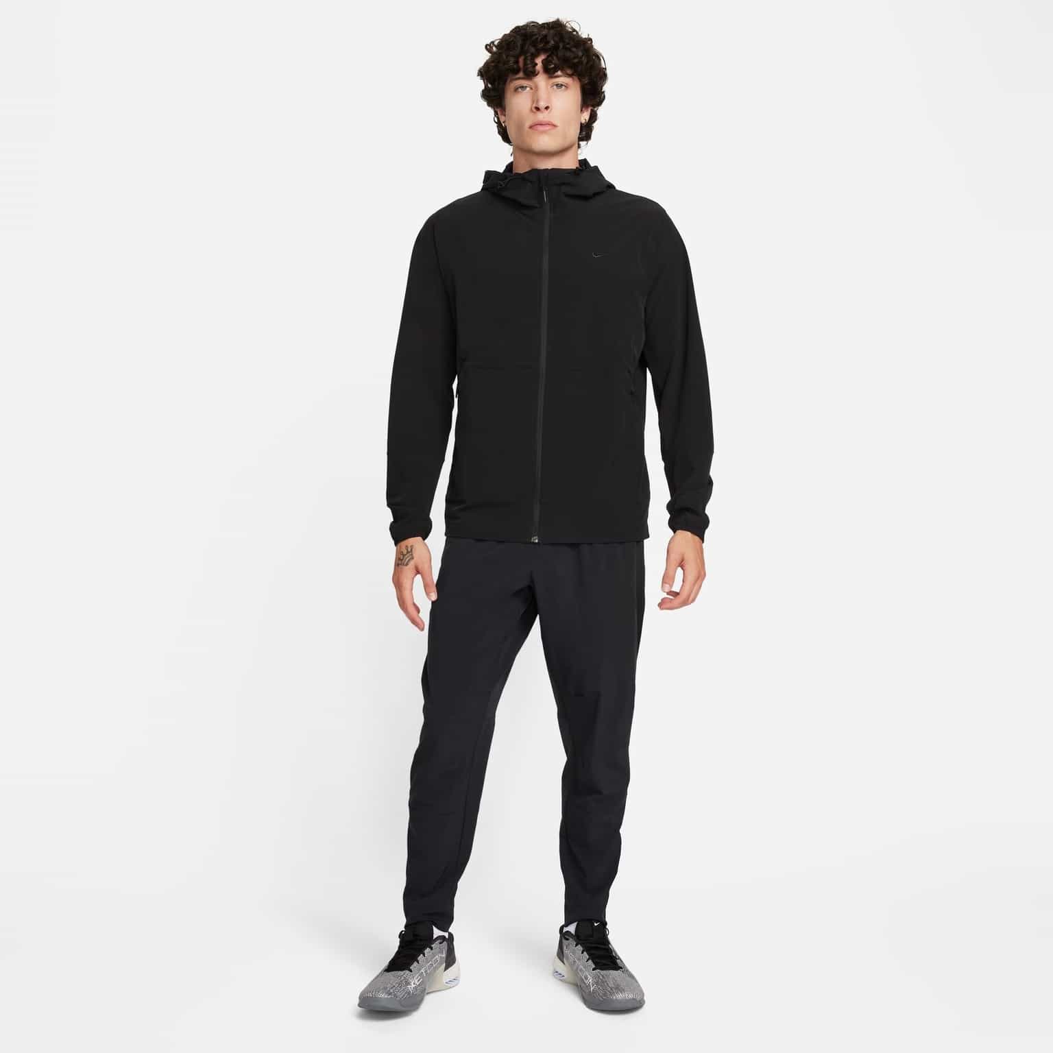 Олимпийка Nike Unlimited Repel Hooded Versatile 3