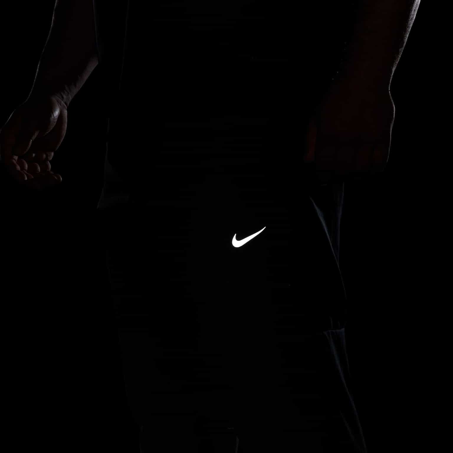 Pantaloni Nike Challenger Woven Running 8