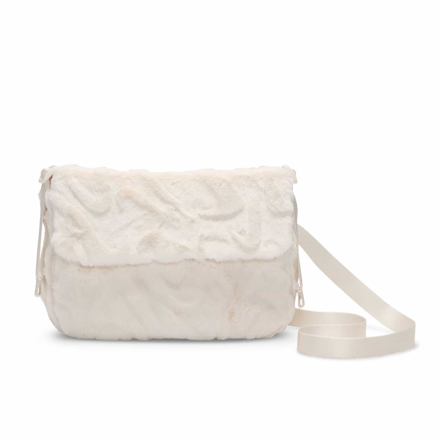 Nike Sportswear Futura 365 Faux Fur Crossbody Bag (1L) 2