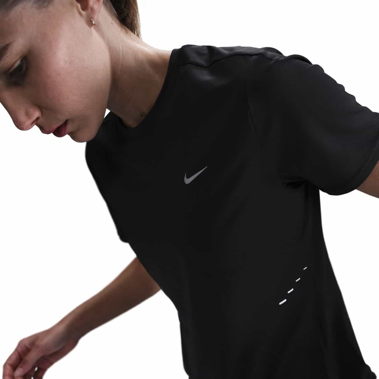 Футболка Nike Swift Dri-FIT Short-Sleeve Running 6
