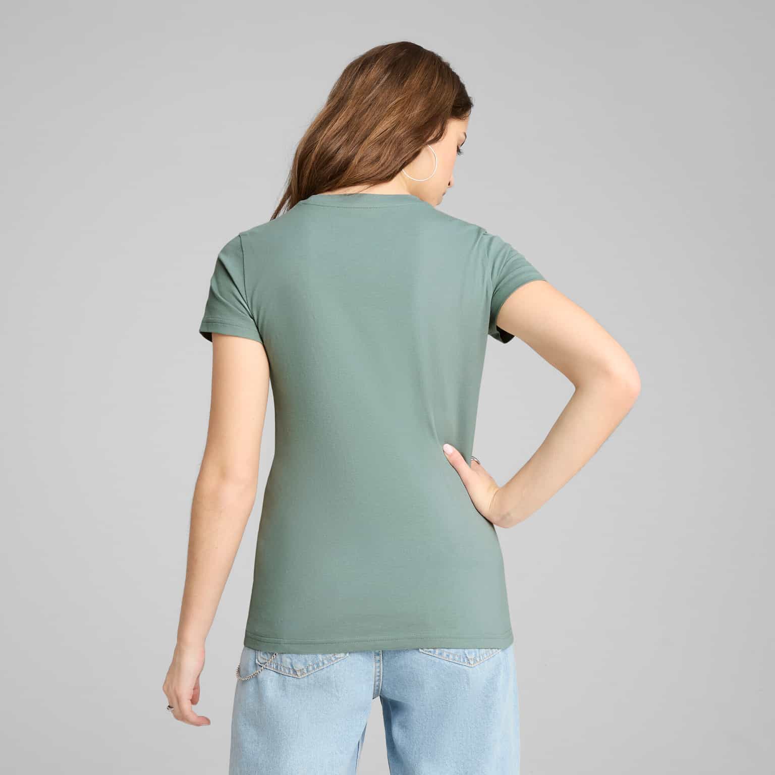 Футболка Puma Graphics Floral Logo 2