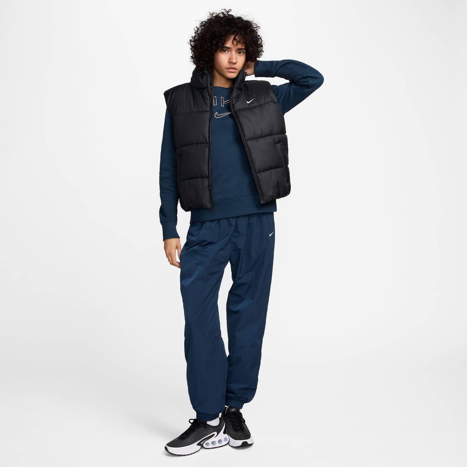 Nike Classic Puffer Therma-fit Loose Vest 3