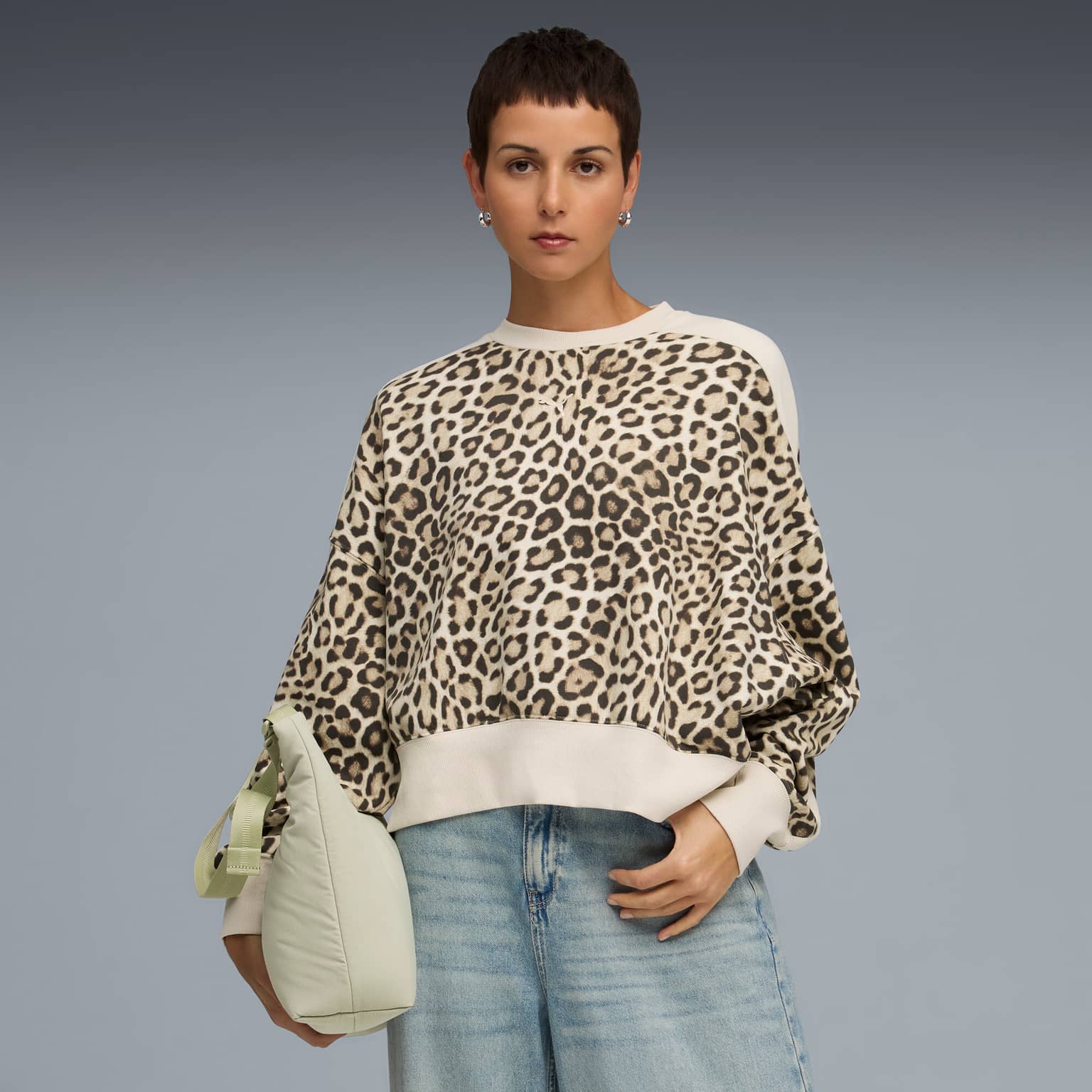 Puma T7 Leo Luxe Aop Over-Oversized Crew Tr