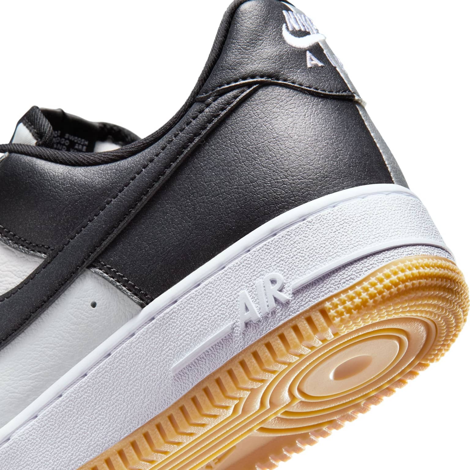 Nike Air Force 1 '07 LV8 7