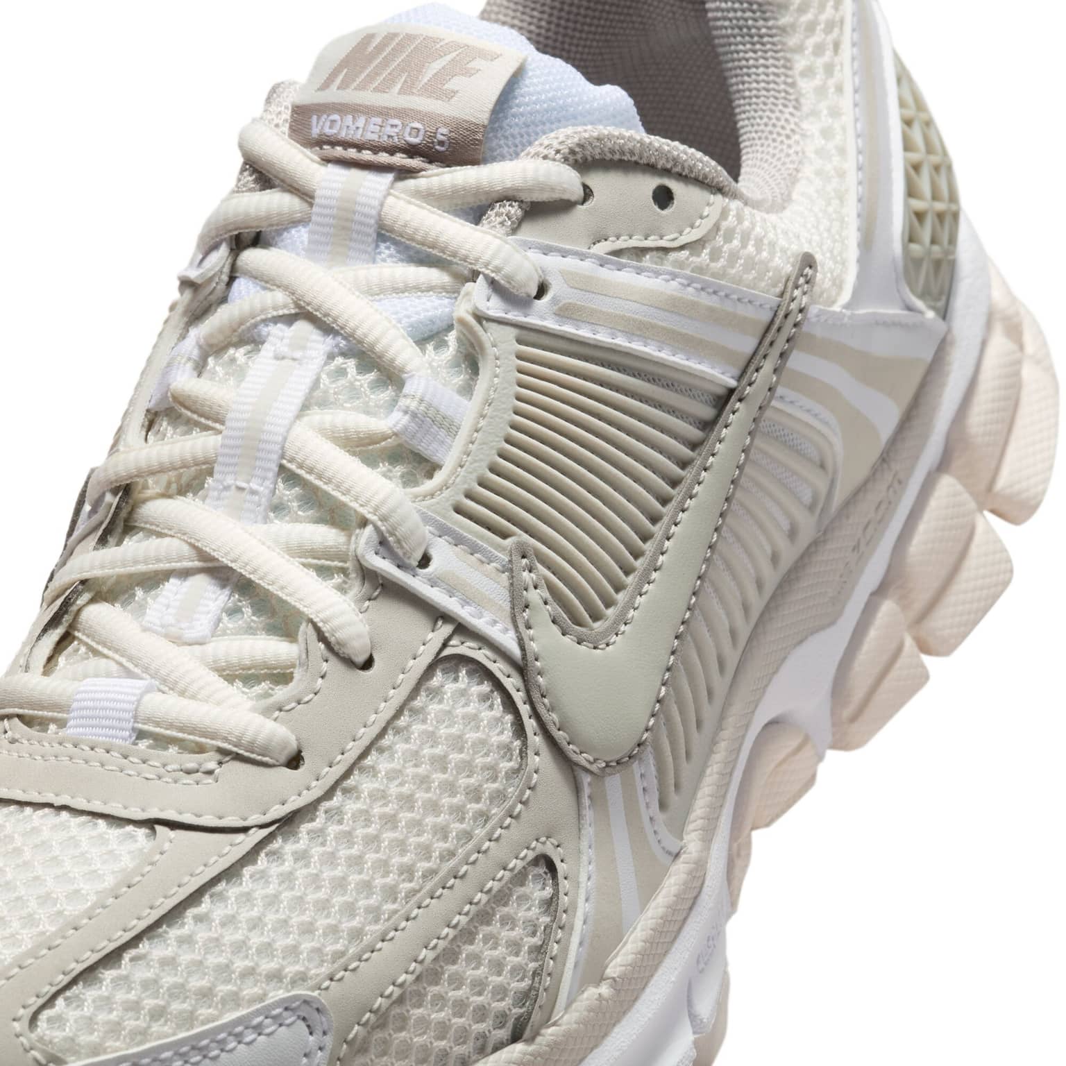 Nike Zoom Vomero 5 6