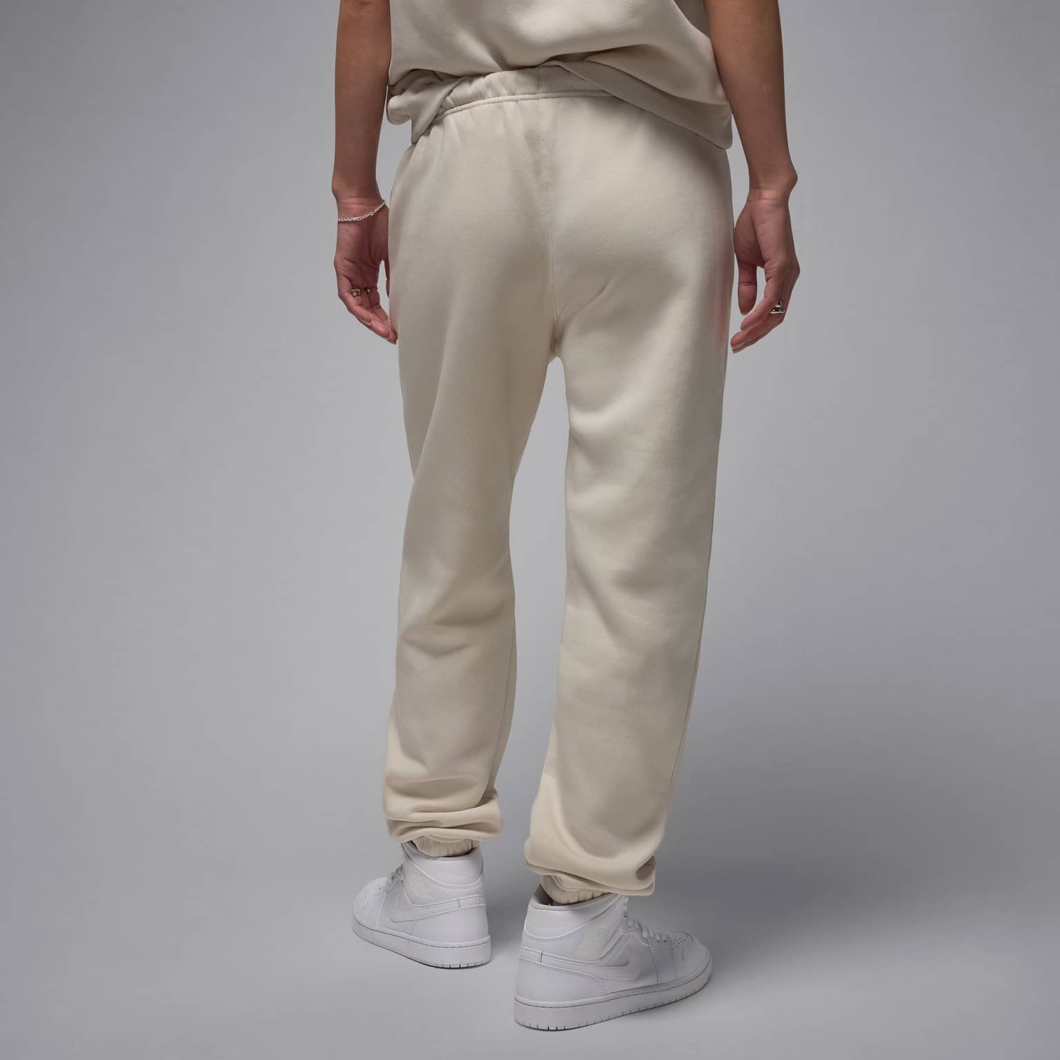 Jordan Brooklyn Fleece Pants 2
