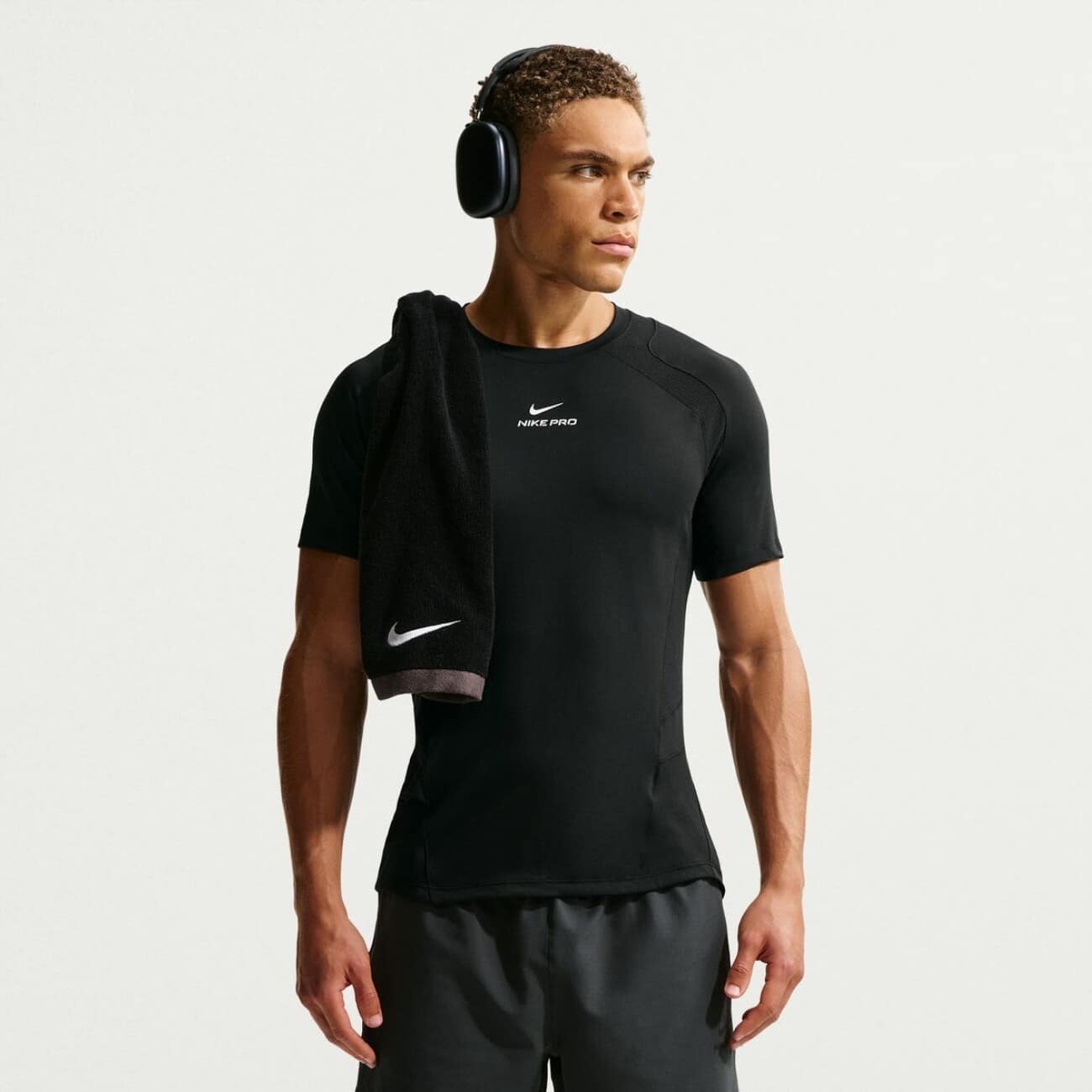 Футболка Nike Pro Training Dri-FIT ADV