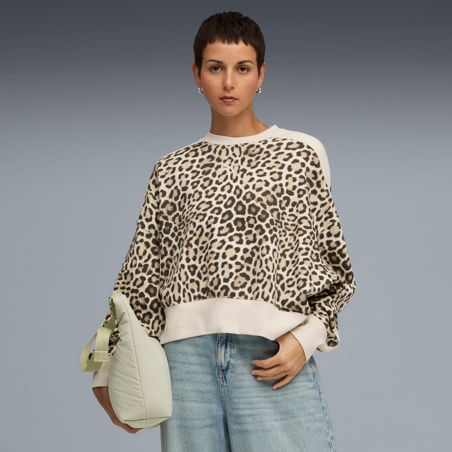 Puma T7 Leo Luxe Aop Over-Oversized Crew Tr